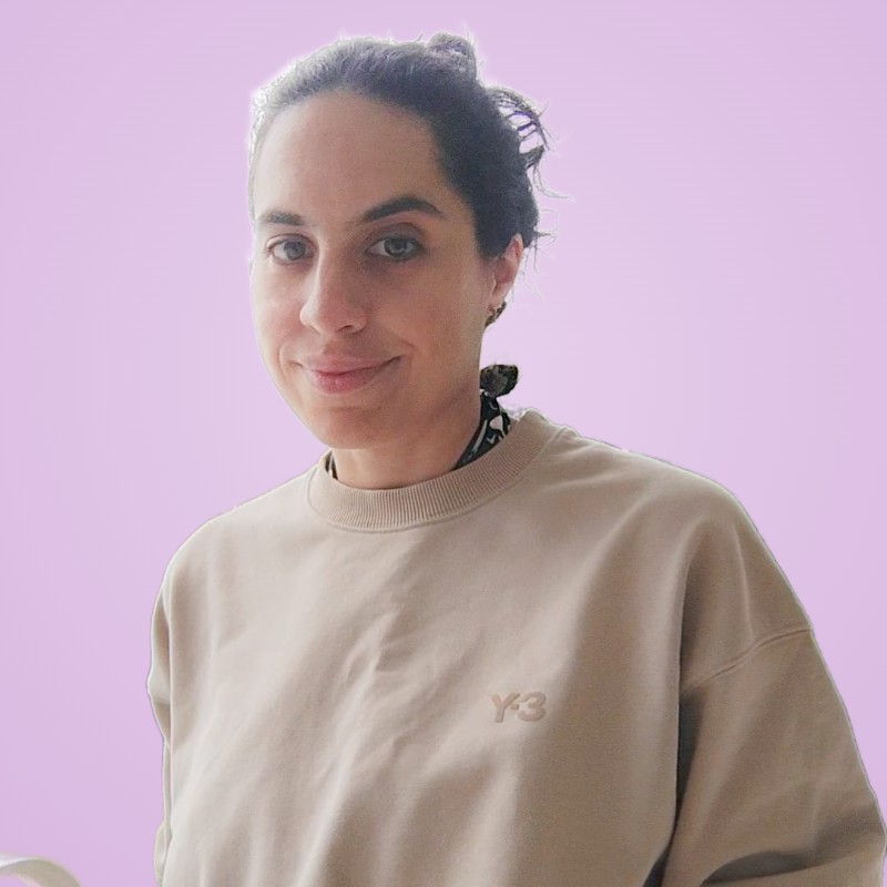 Micaela Díaz, diseño y contenido en Peak Wave Creators